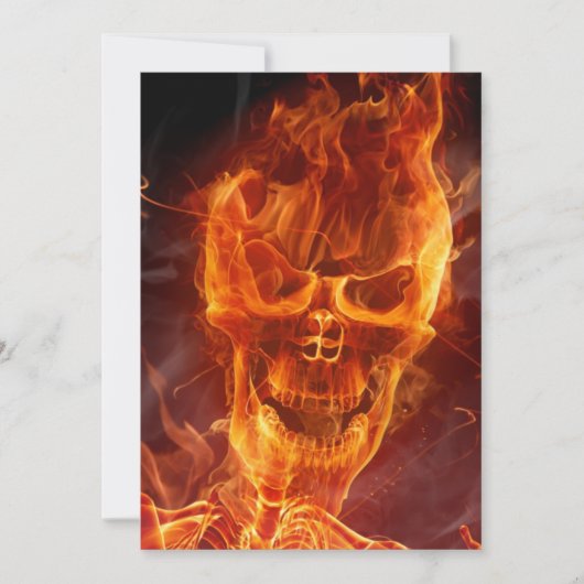 Flaming Skull Halloween Einladung mit blutigem Tex (Vorderseite)