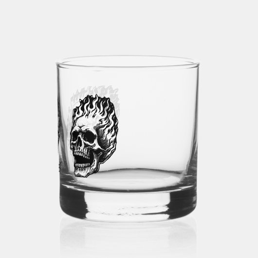 Flaming Skulls Personalized Whiskyglas (Links)