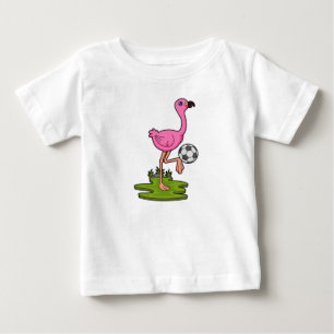 Flamingo als Fußballspieler mit Fußball Baby T-shirt