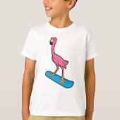 Flamingo als Snowboarder mit Snowbaord T-Shirt (Vorderseite)