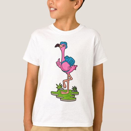 Flamingo as Hiker with Backpack T-Shirt (Vorderseite)