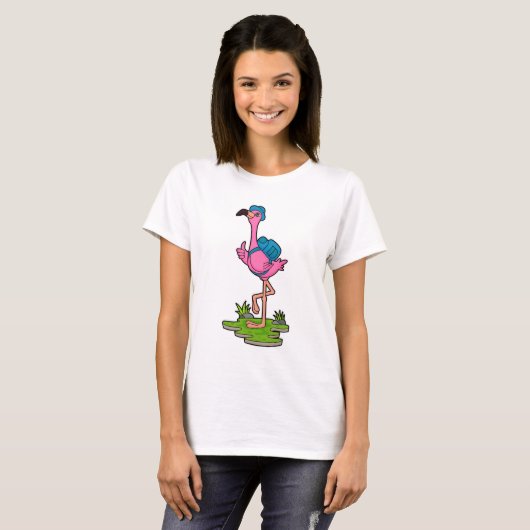 Flamingo as Hiker with Backpack T-Shirt (Vorne ganz)