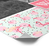 Flamingo auf Polka Dots | Foto mit Monogramm Poster (Ecke)