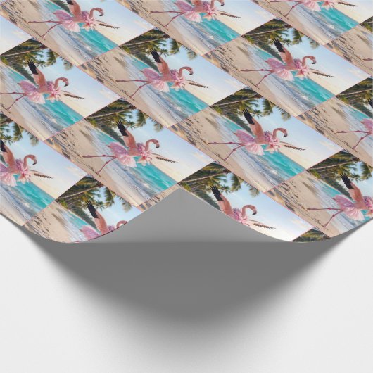 Flamingo Ballerina In a Pink Tutu On the Beach Geschenkpapier (Ecke)