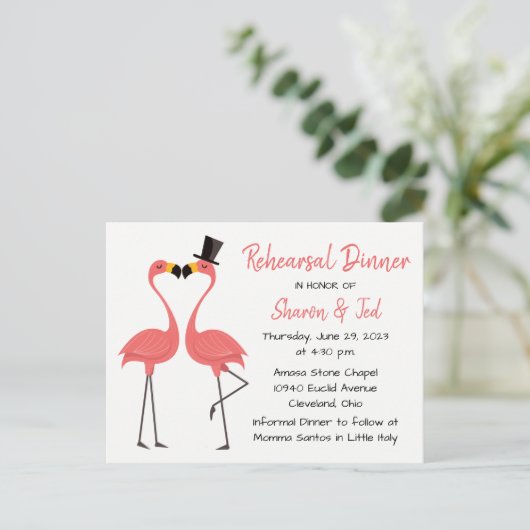 Flamingo Beach Tropical Wedding Probe Dinner Einladungspostkarte (Stehend Vorderseite)