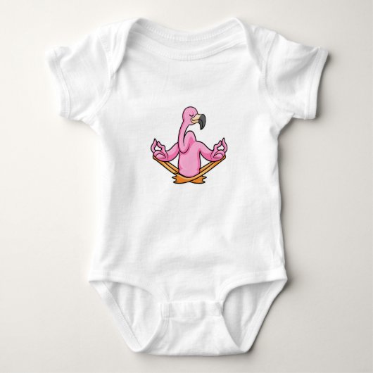 Flamingo bei Yoga in Cross-Bid Baby Strampler (Vorderseite)
