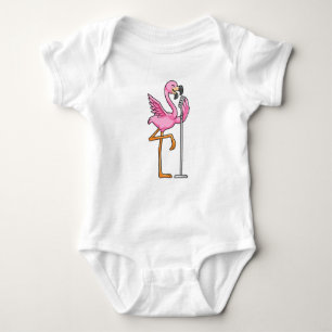 Flamingo beim Singen mit Mikrofon Baby Strampler