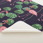 Flamingo Dark: Kleines Aquarellmuster. Sherpadecke (3/4)