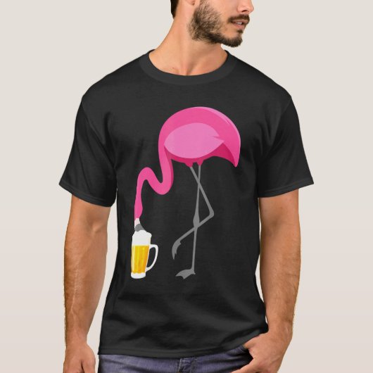 Flamingo Drinking Beer Funny Pink Flamingo T-Shirt (Vorderseite)