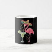 Flamingo Drinking Margarita Funny Mexican Poncho Kaffeetasse (Mittel)
