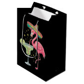 Flamingo Drinking Margarita Funny Mexican Poncho Mittlere Geschenktüte (Vorderseite Schrägansicht)