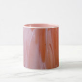 Flamingo Feathers in Pink-Schatten Tasse (Zentrum)