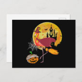 Flamingo | Flamingo Riding Broom Pumpkin Halloween Ankündigungspostkarte (Vorne/Hinten)
