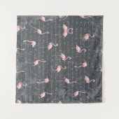 Flamingo Flock: Dunkelgrau Vintag. Wandteppich (Vorderseite (Horizontal))