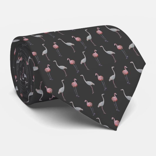 Flamingo Frenzy Krawatte Doppelseitendruck (dunkel (Gerollt)