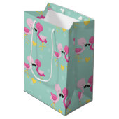 Flamingo Fun Design 1 Mittlere Geschenktüte (Vorderseite Schrägansicht)