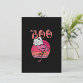 Flamingo Ghost Boo Pink Sunset Retro Halloween Bir Einladung (Stehend Vorderseite)