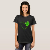Flamingo Heart Irish Kleeblatt Heart Clover St Pat T-Shirt (Vorne ganz)