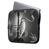 Flamingo in einem Pool Laptopschutzhülle (Vorderseite Links)