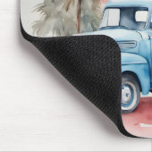 Flamingo in Retro Blue Truck Mousepad (Ecke)