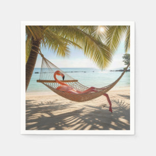 Flamingo liegt in einer Hamlatz Serviette