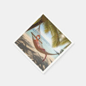 Flamingo liegt in einer Hamlatz Serviette (Ecke)