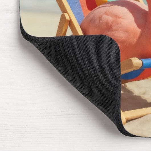 Flamingo Lounges am Strand Mousepad (Ecke)