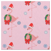 Flamingo mit Weihnachtsmannmütze und Wreath Stoff (Nahaufnahme)
