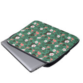 Flamingo nahtloses Muster rosa auf grünem Hintergr Laptopschutzhülle (Vorne Knopf)