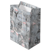 Flamingo Orchid Tropical Pattern Gray ID868 Mittlere Geschenktüte (Vorderseite Schrägansicht)