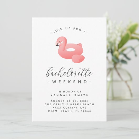 Flamingo Pool Float Minimal Bachelorette Einladung (Stehend Vorderseite)