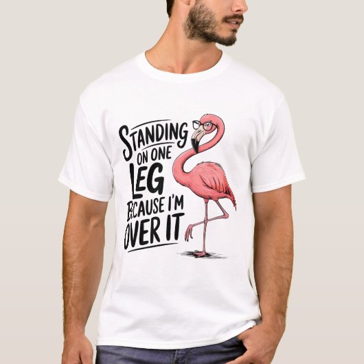 Flamingo Stehend Leg darüber T-Shirt (Vorderseite)