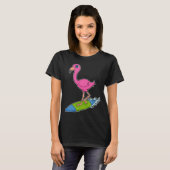 Flamingo Surfer Surfboard T-Shirt (Vorne ganz)