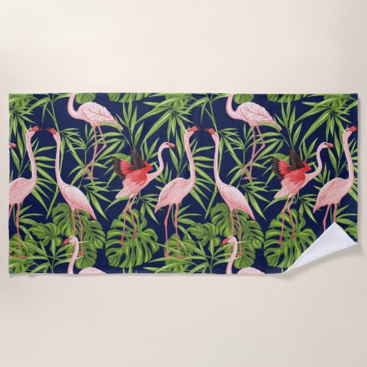 Flamingo Tropical Pflanze auf Deep Blue Background Strandtuch (Vorderseite)