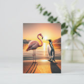 Flamingo und Penguin Sunset Encounter Postkarte (Stehend Vorderseite)