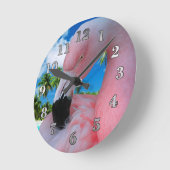 Flamingo und Strand Runde Wanduhr (Winkel)