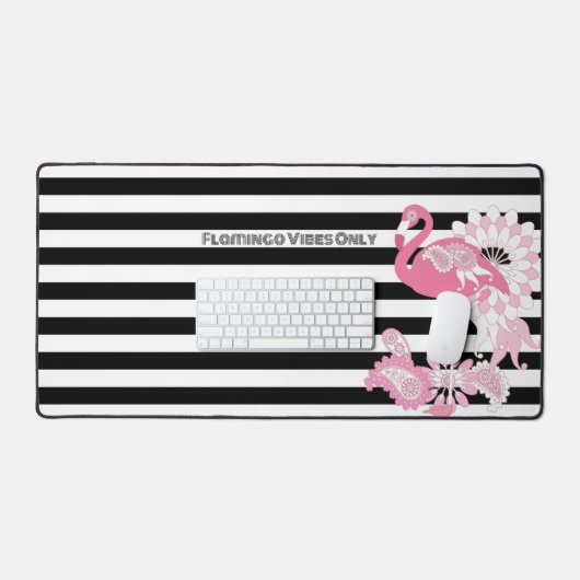Flamingo Vibes only Black & White Strip Flamingo Schreibtischunterlage (Tastatur & Maus)