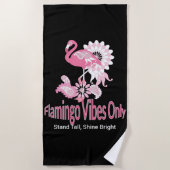 Flamingo Vibes Only Whimsical Pink Flamingo Strandtuch (Vorderseite)
