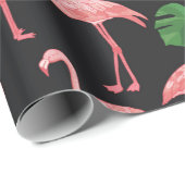 Flamingo-Vogel mit Monstera-Palm-Blätter Muster.  Geschenkpapier (Rolleneckpunkt)