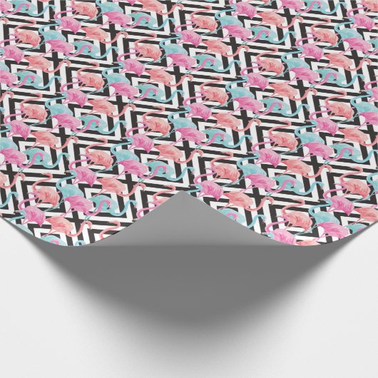 Flamingoes on Bold Design Pattern Geschenkpapier (Ecke)