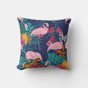 Flamingos auf einem Hintergrund aus tropischen Blä Kissen