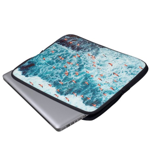Flamingos fliegen am Strand des karibischen Meeres Laptopschutzhülle (Vorne Knopf)
