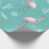 Flamingos Weihnachtsmannmütze präsentiert Schneefl Geschenkpapier (Ecke)