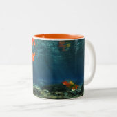 Flamme in der Wasser-Tasse Zweifarbige Tasse (VorderseiteRechts)