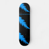 Flammen blau UND SCHWARZE Skateboardplattform Skateboard (Vorderseite)
