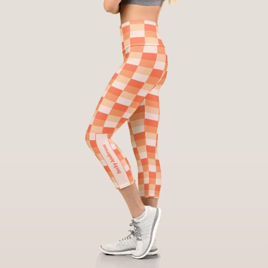 Flammen einer Kerzenfarbenkombination Capri Leggings (Links)