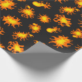 Flammen und Feuerbälle auf schwarz Geschenkpapier (Ecke)