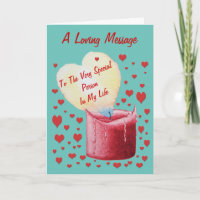 Flammenkerze mit rotem Herz und Liebe