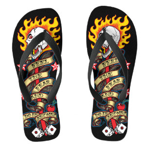 Flammenschädel fühlen die Angst Badesandalen