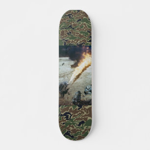Flammenwerferplattform des Weltkriegs 2 Skateboard